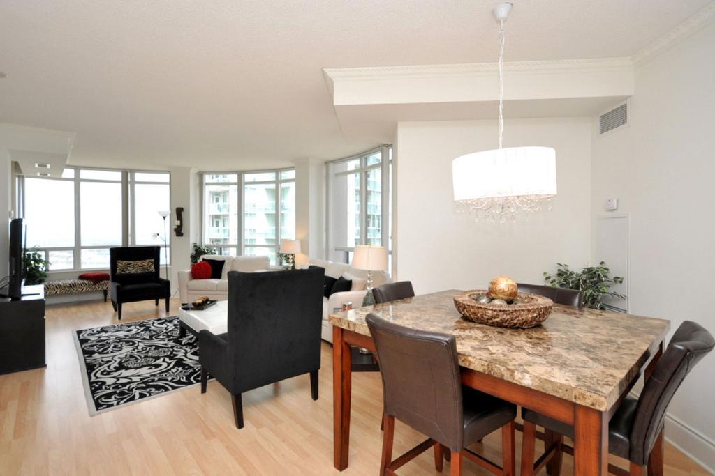 Napa Furnished Rental Apartments Square One Mississauga Pokój zdjęcie