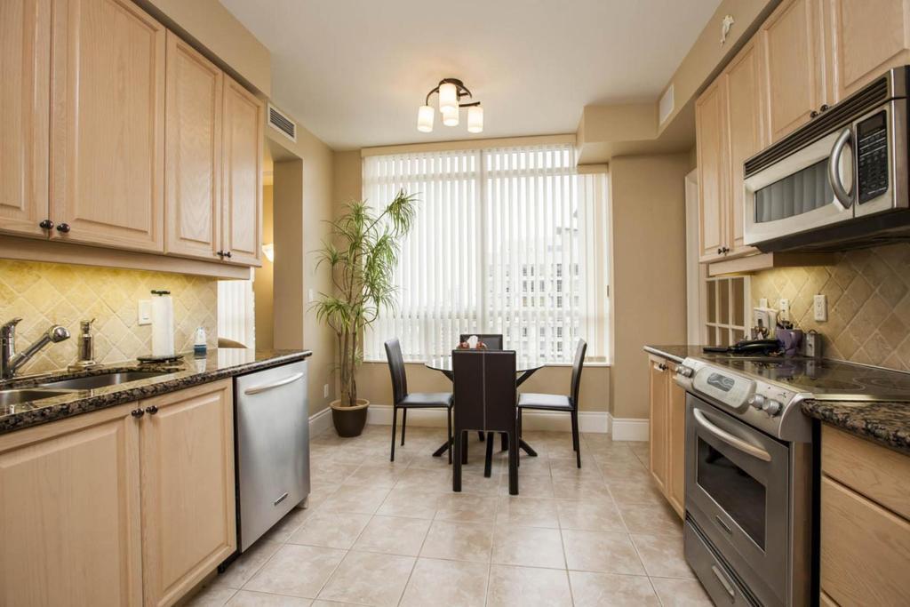 Napa Furnished Rental Apartments Square One Mississauga Pokój zdjęcie
